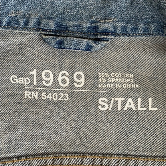 GAP 1969 Distressed Denim Jacket - Picture 7 of 9